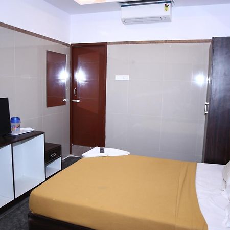 Shri Bhavani Residency Chennai Exterior photo